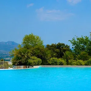 - Domaine Du Golf Roquebrune-sur Argens